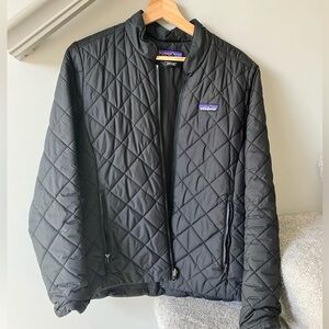 Patagonia dark grey quilted zip-up coat size S
